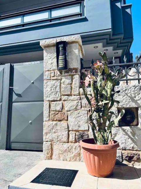 New Unique Apartment In Heraklion Exteriör bild