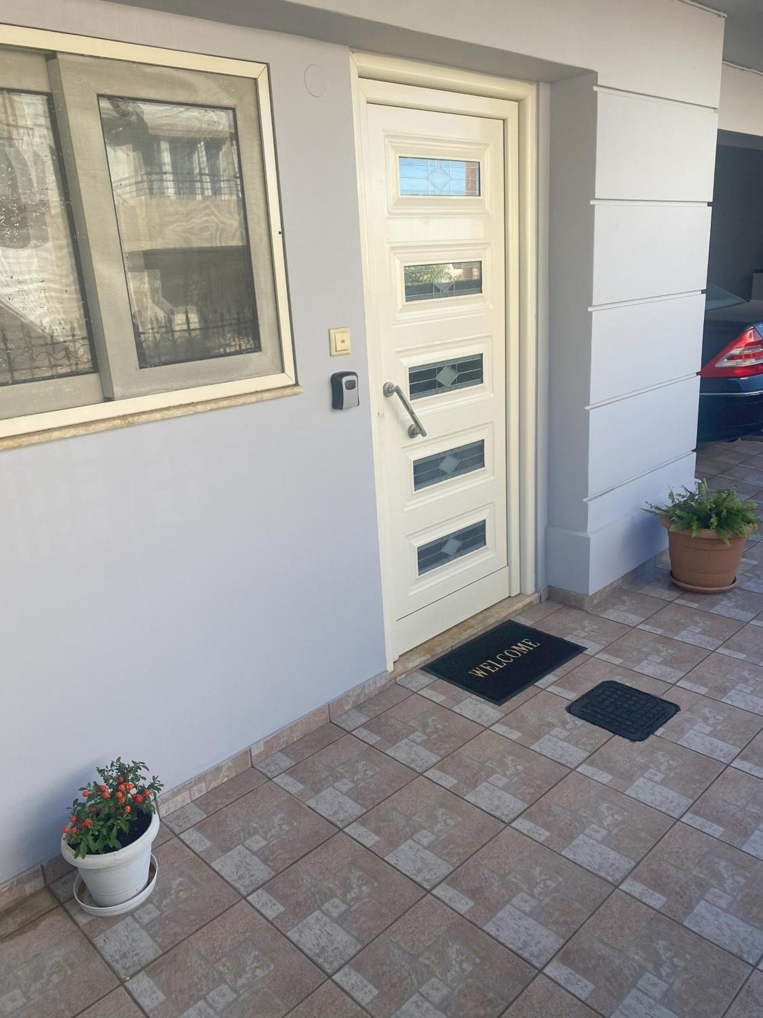 New Unique Apartment In Heraklion Exteriör bild