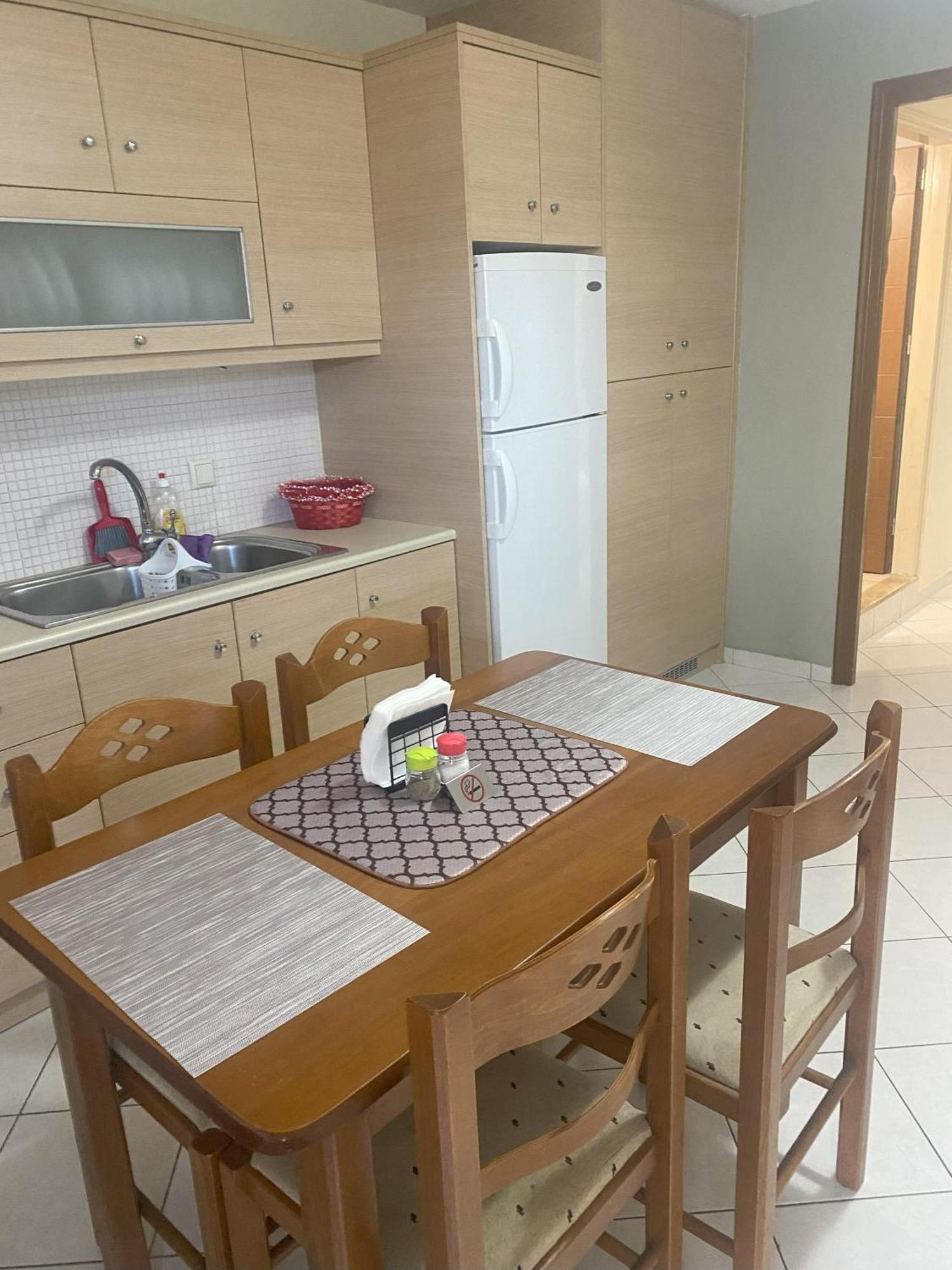 New Unique Apartment In Heraklion Exteriör bild